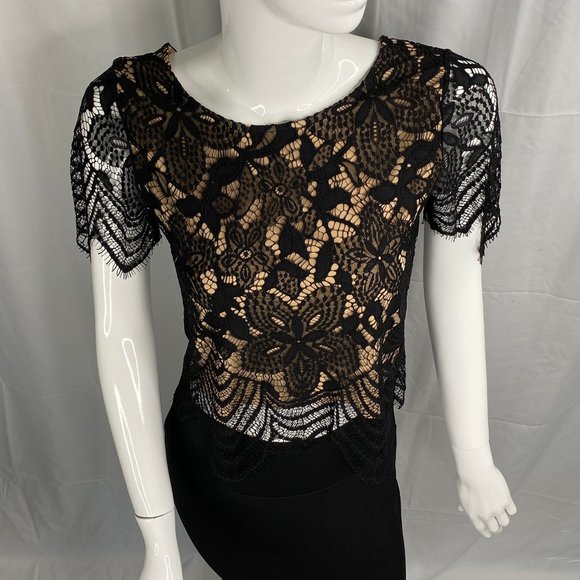 LACE TOP - Picture 4 of 8